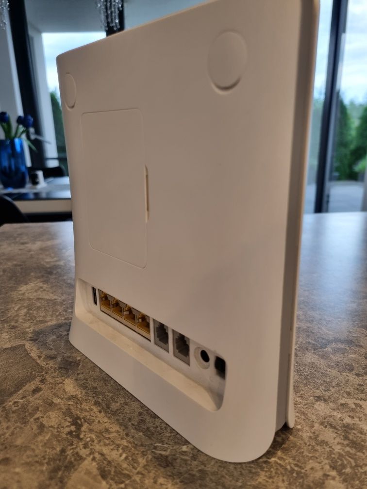 Router LTE na kartę SIM - ZTE MF286