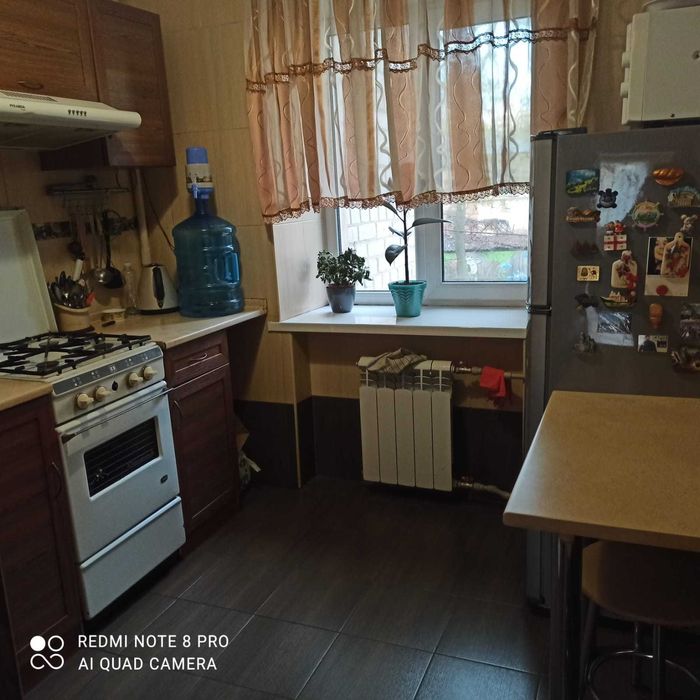 Продам 2к квартиру метро Гагарина( Левада) Сертификат-да!