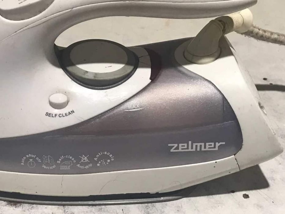 Продам утюг Zelmer