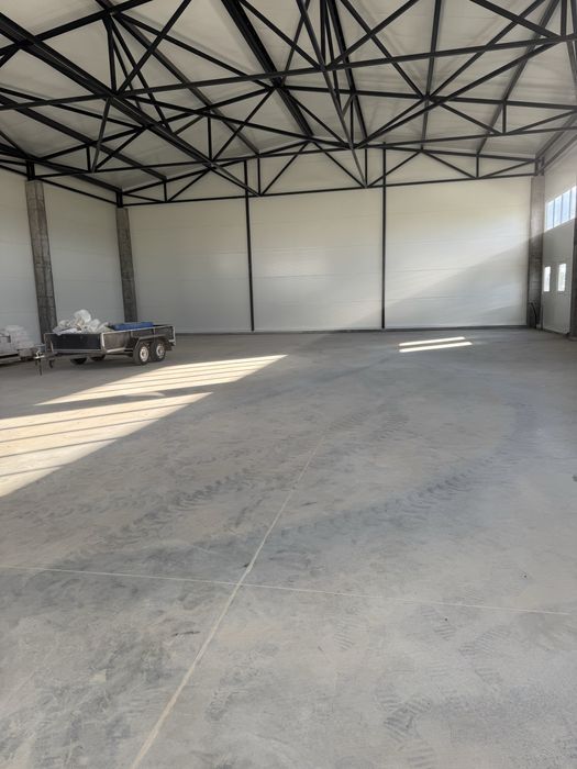 Склад приміщення ангар