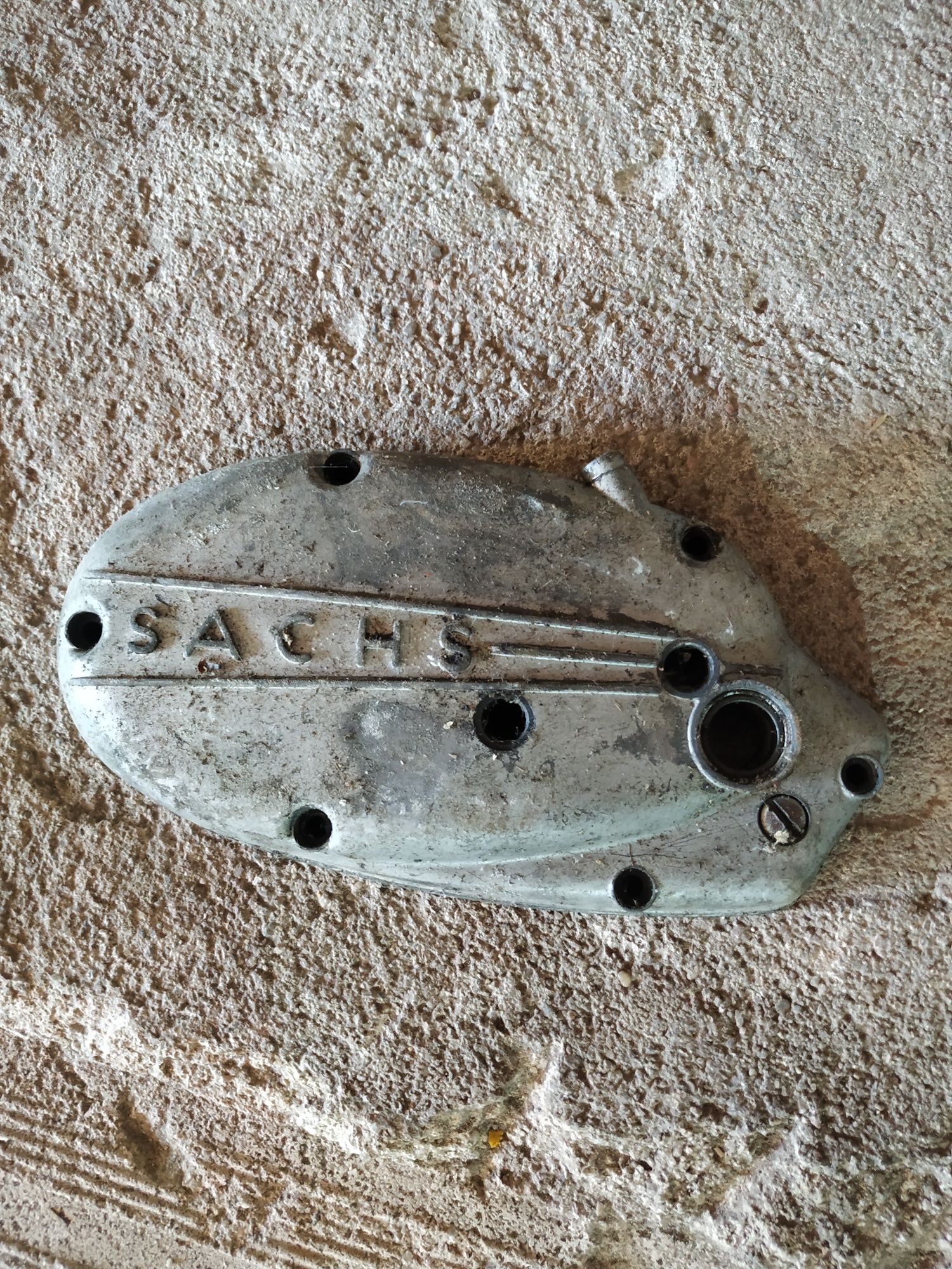 Tampa sachs em alumínio