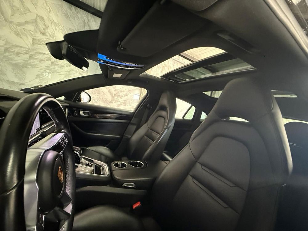 Porche sport turismo