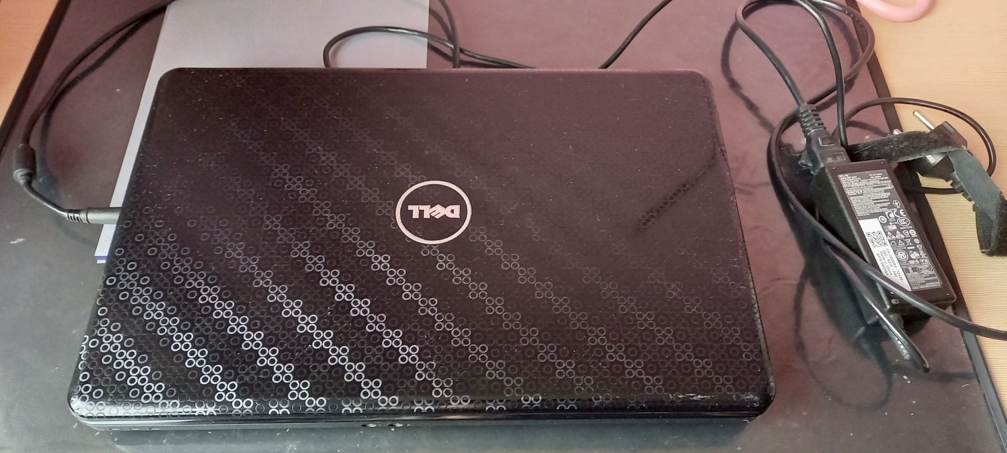 Laptop DELL Inspiron N5030