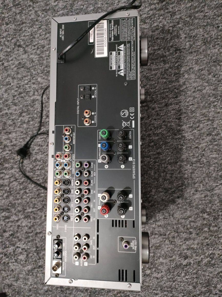 Amplituner Harman Kardon AVR 132