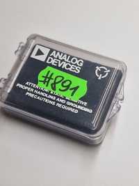 #891   ADG823 Analog Devices