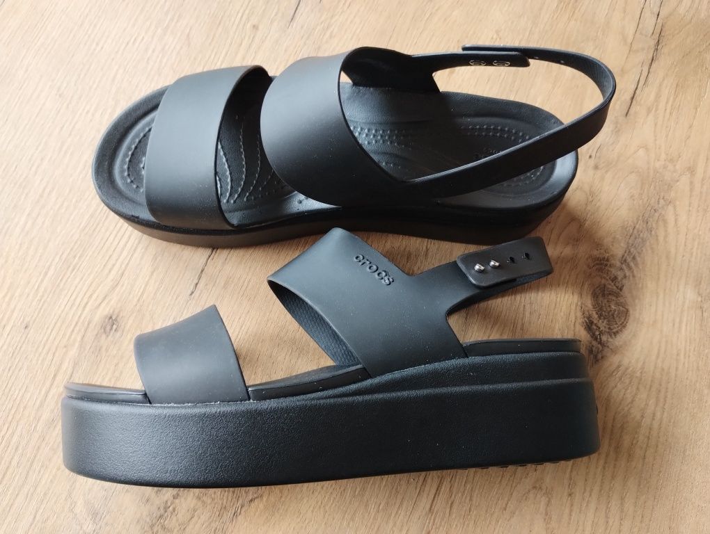 Sandały Crocs czarne 39