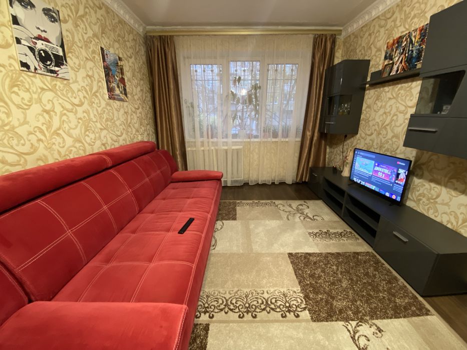 Сдам 3-ком пр Поля / Кирова . Центр в 10 мин