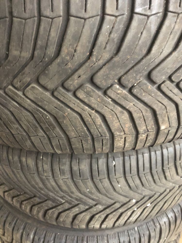 Pneus Michelin 215/60 R16