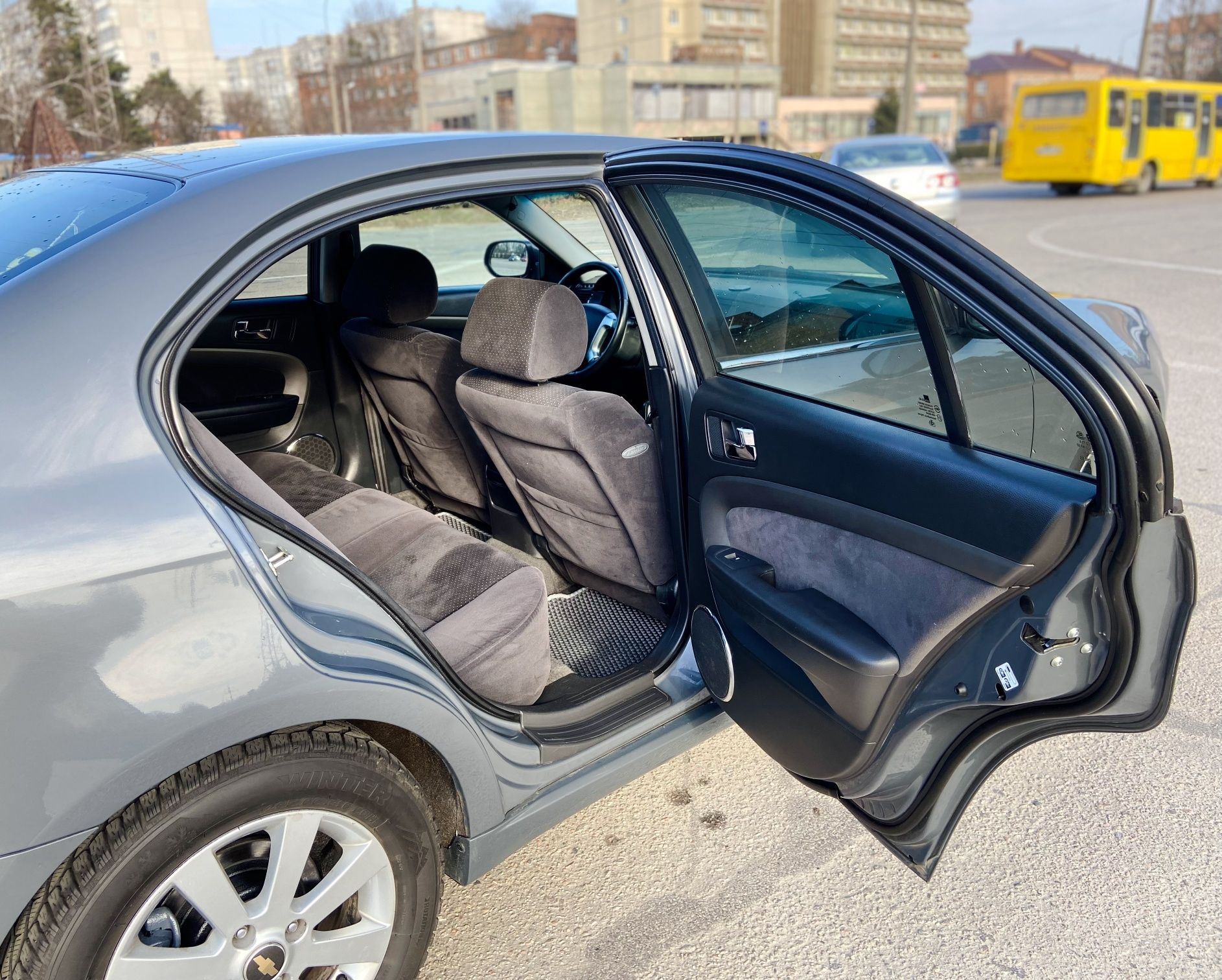 Chevrolet EPICA 2011 2.0 ГАЗ/Бенз