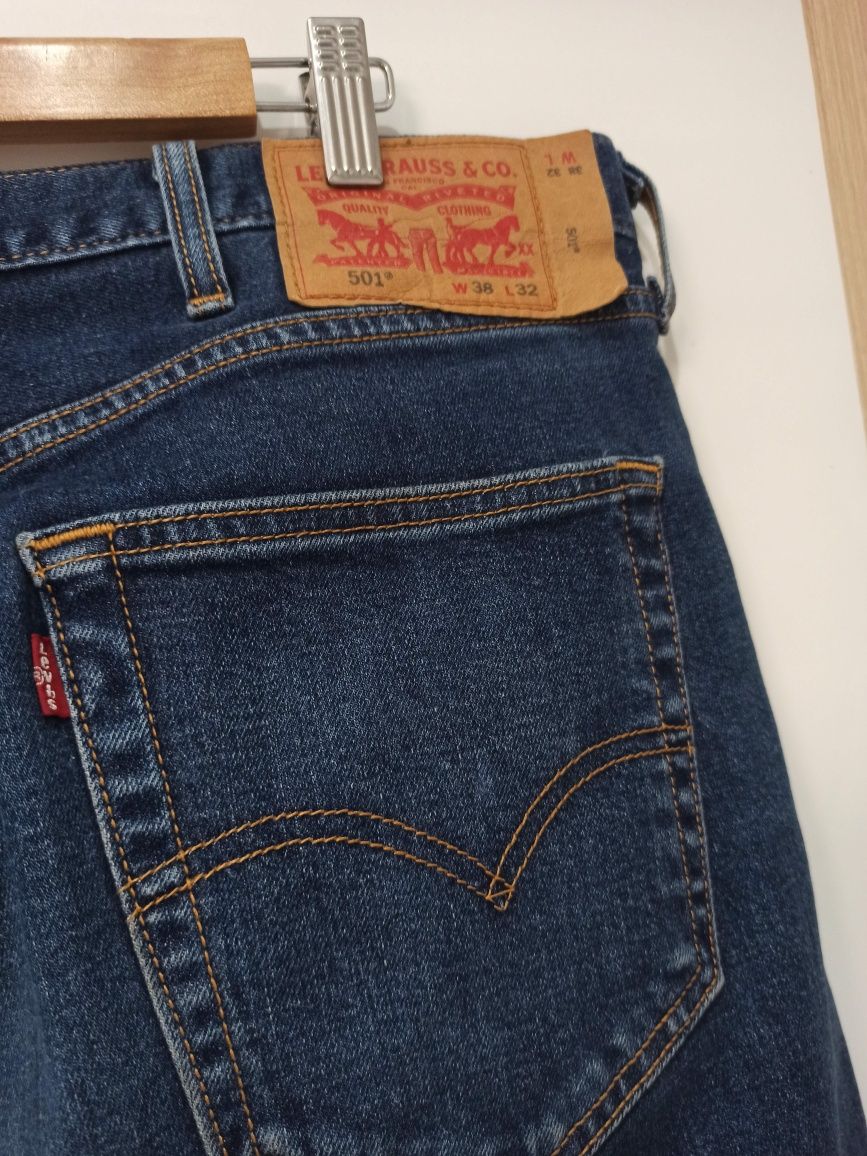 Spodnie męskie rozmiar 38/32 Levis
