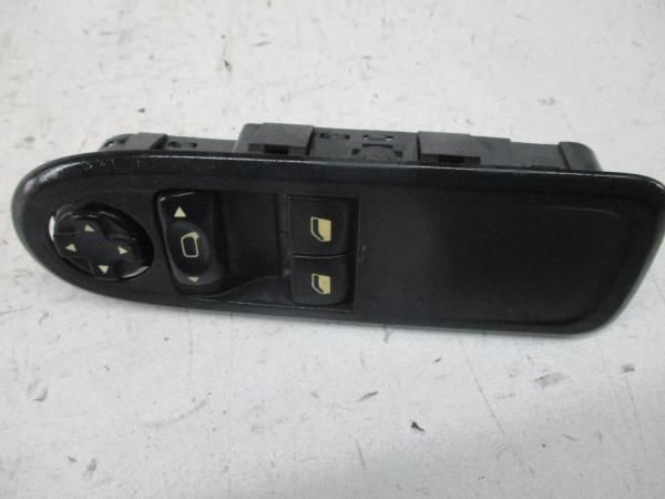 Comando / botão / interruptor vidros frente esquerdo PEUGEOT 308 (4A_,