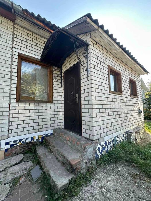 Продаж частини будинку 23 м.кв. по вул. Лесі Українки