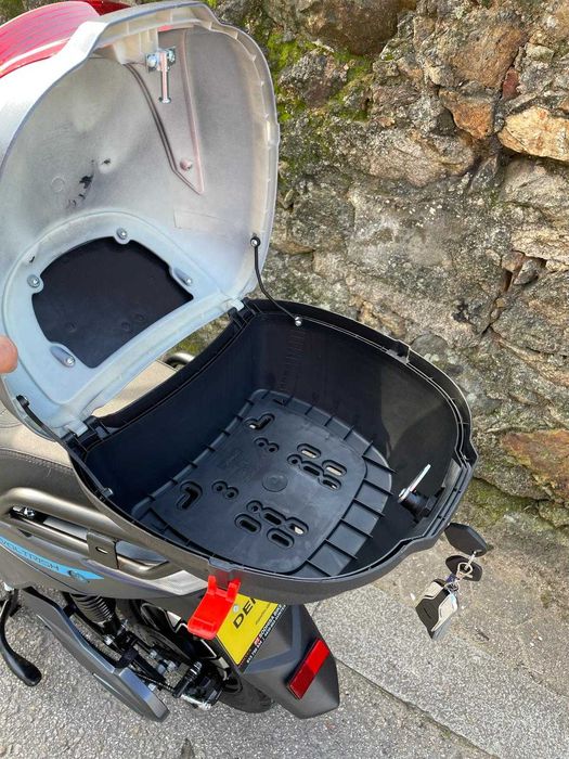 Scooters Elétricas Voltrish Novas