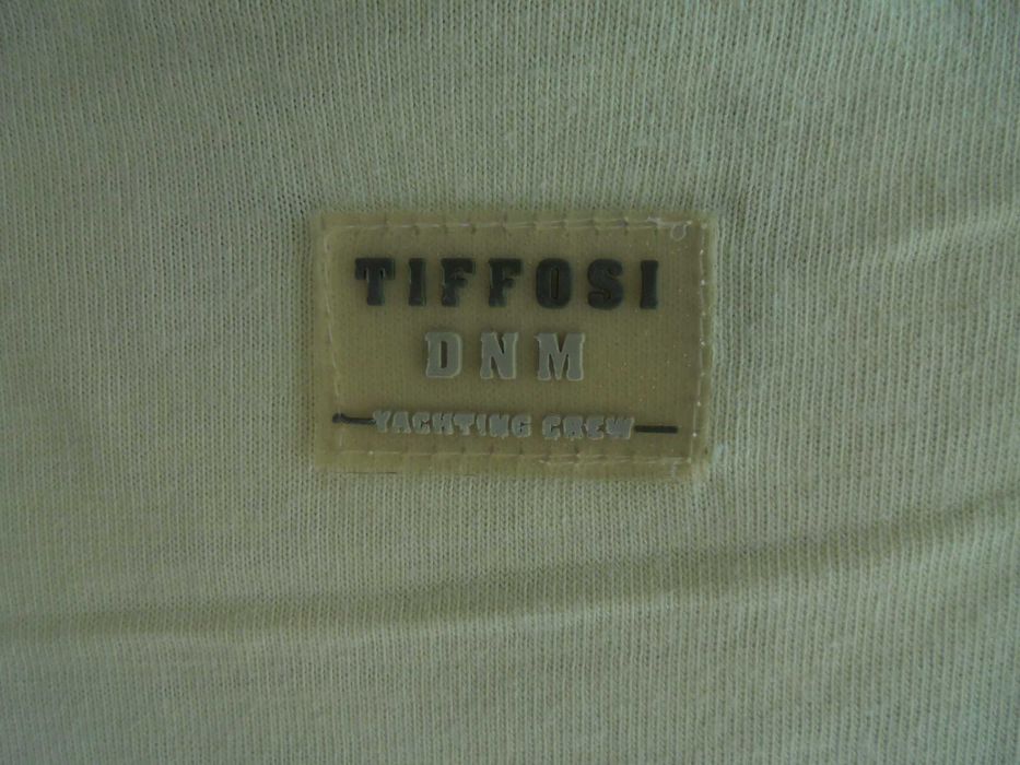 T-shirt de homem da marca TIFFOSI