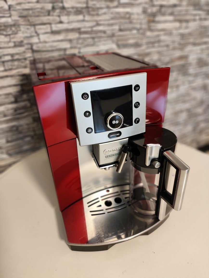 Кофемашина в Каждый Дом ® DELONGHI  ESAM 5550 Perfecta.