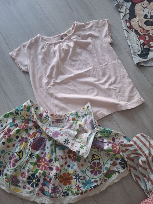 Roupa de menina como nova