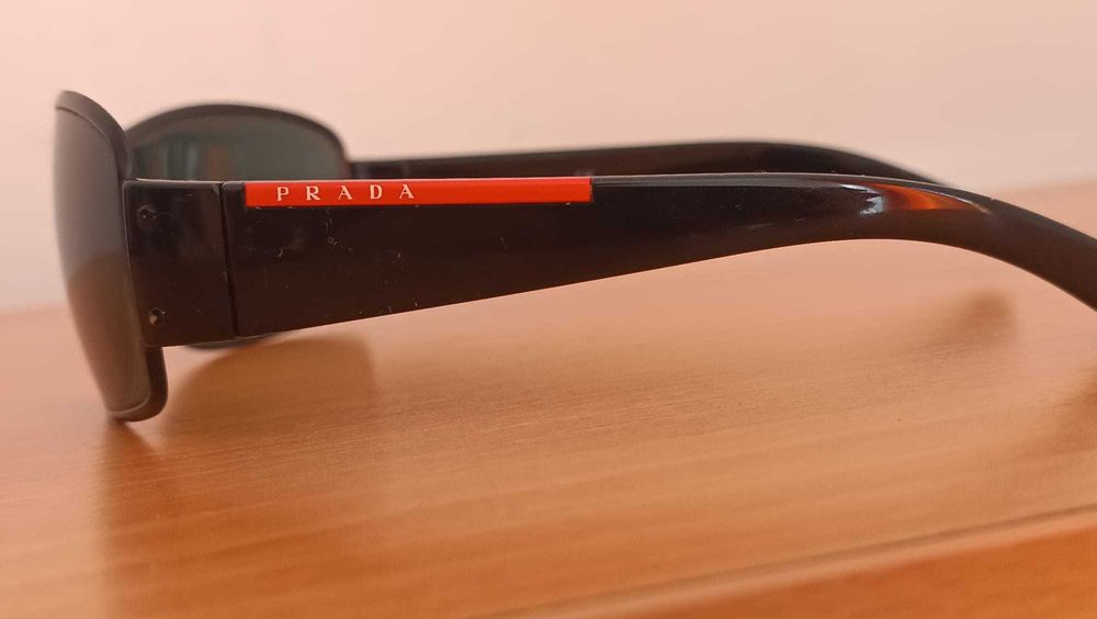 Óculos Clássicos PRADA