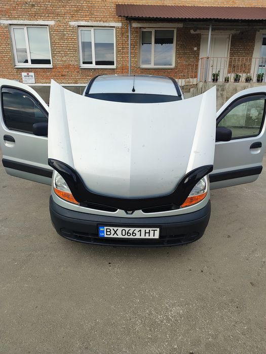 Автомобілі Renault kengo