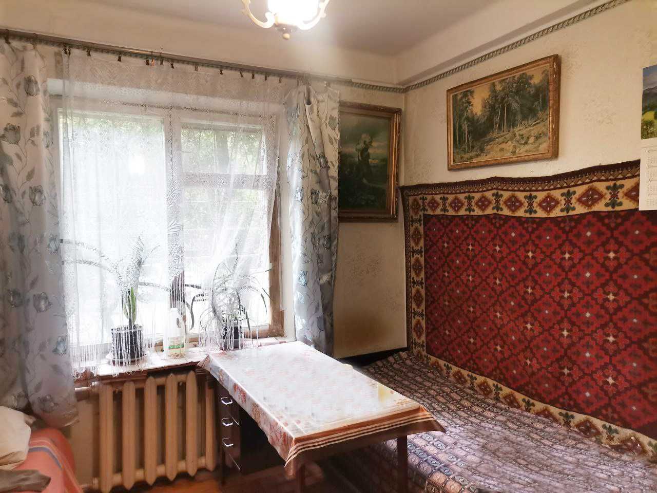 Продаж 3-кімнатної квартири по вул. Шкільній