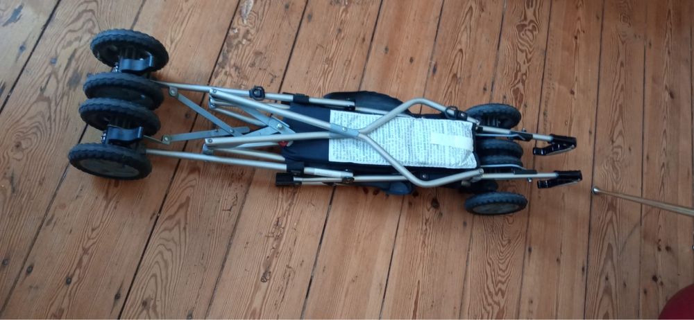 Carrinho de bebe, Chico