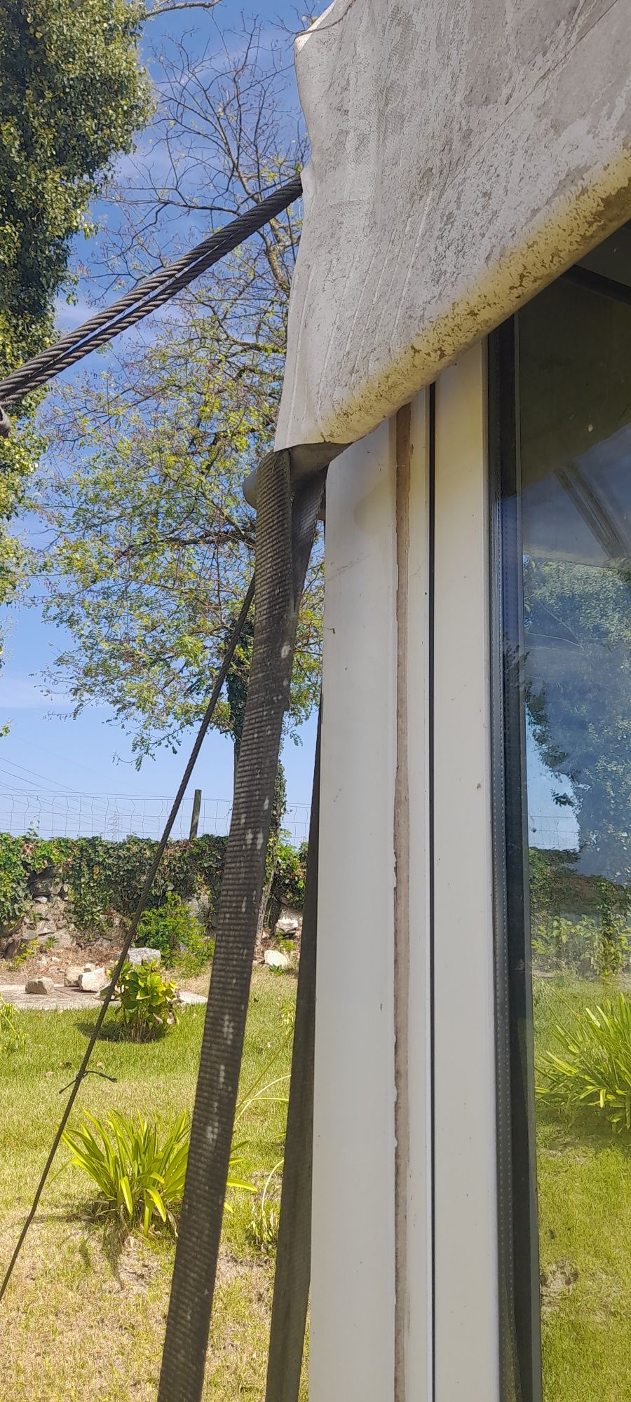 Novo preço ! Para desocupar ! Grande tenda com portas vidro com 300 m2