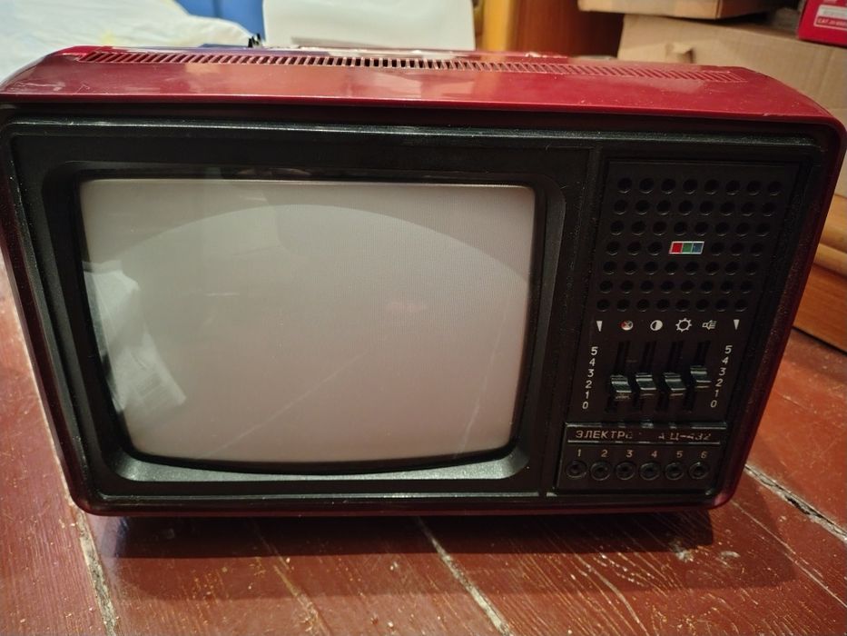 Telewizor kineskopowy ELEKTRONIKA C432
