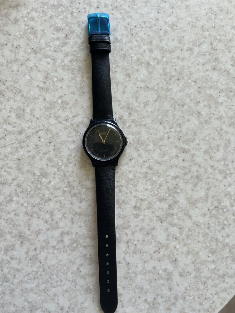 Часы Casio MQ-24