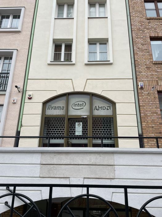 Wynajem lokalu handlowo/usługowy