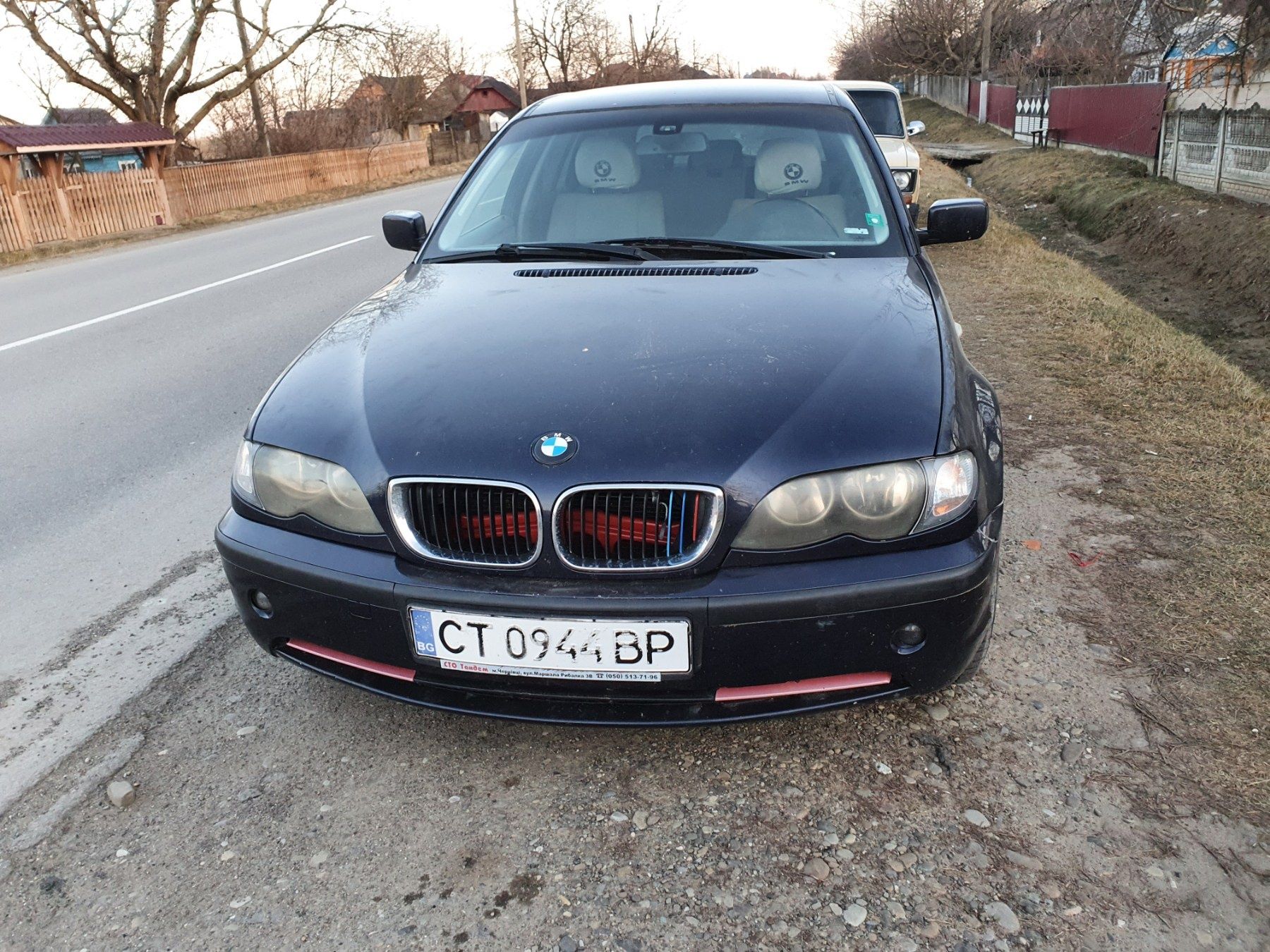 Є запчастини для автомобіля BMW E46 рестайлінг