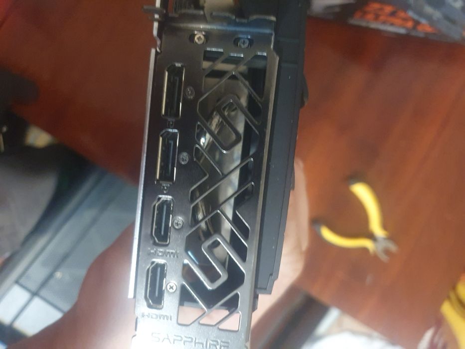 AMD Radeon RX 5700 XT sapphire nitro+