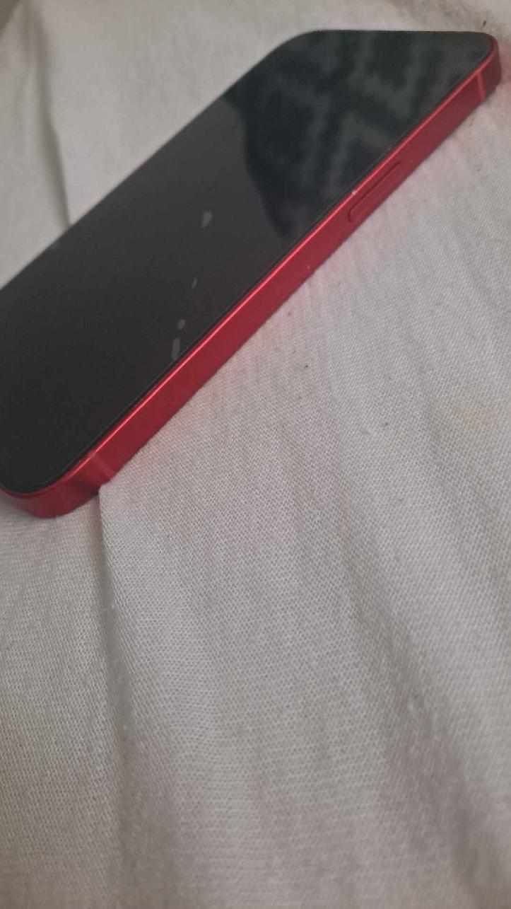 iPhone 13 128 GB czerwony