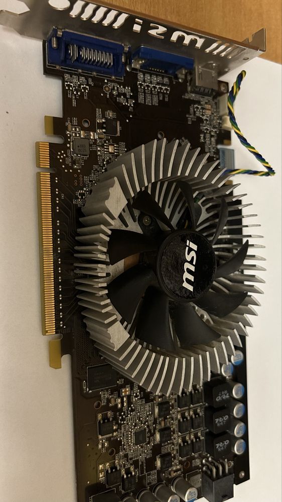 NVIDIA GeForce GTS 250 1ГБ 256bit