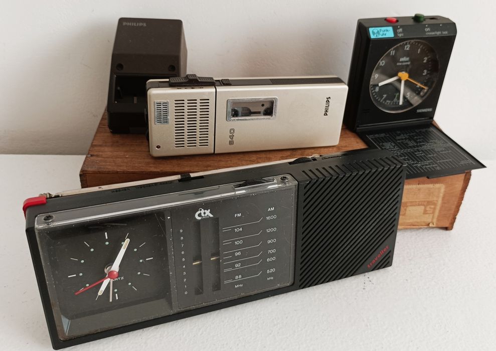 Dyktafon,Budzik, Radio-budzik Vintydz