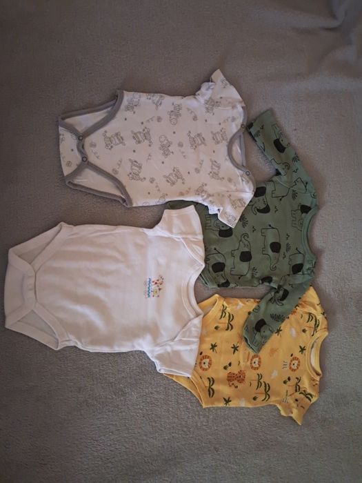 идеальный набор для первых месяцев жизни малыша , все нужное с рождени