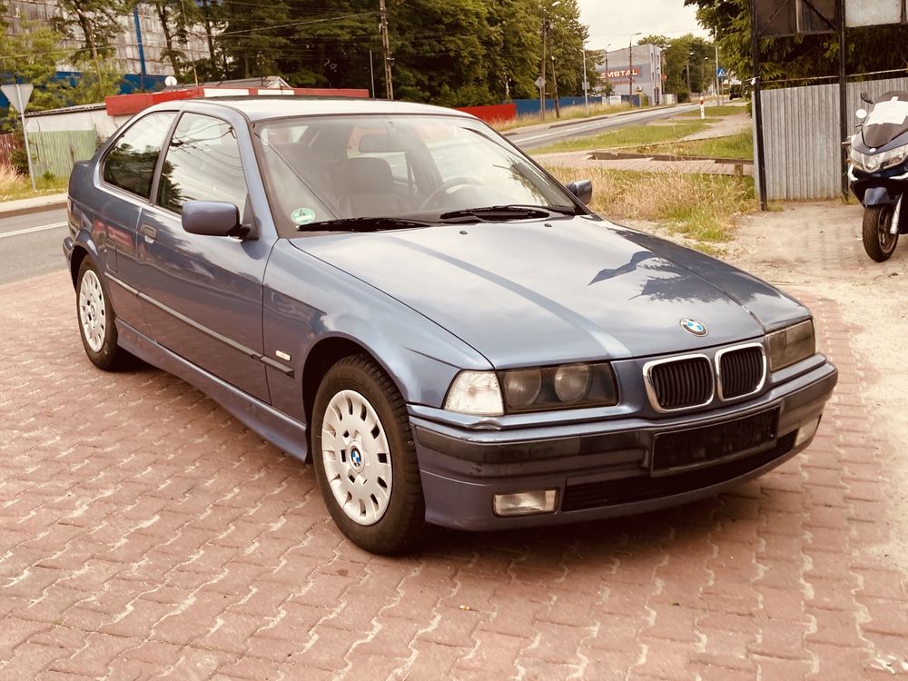 bmw e36 compact 1,6 AUTKOMAT skóra tempomat przeb 187 tyś zadbany