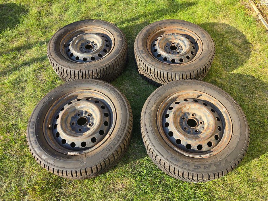 Koła Felgi z oponami zimowymi 215/55/R16 60,1 5x114.3 Toyota Lexus