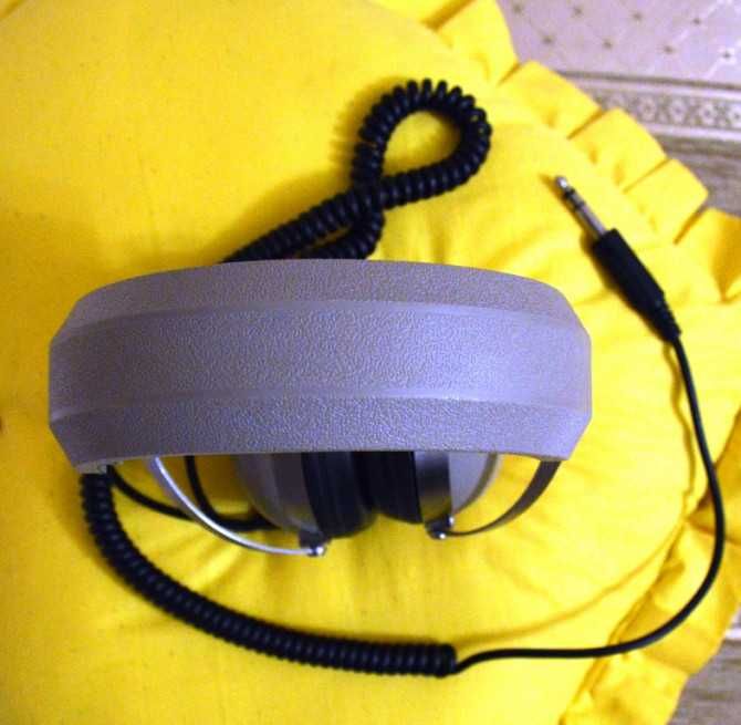 Продам винтажные наушники KOSS PRO 4AA