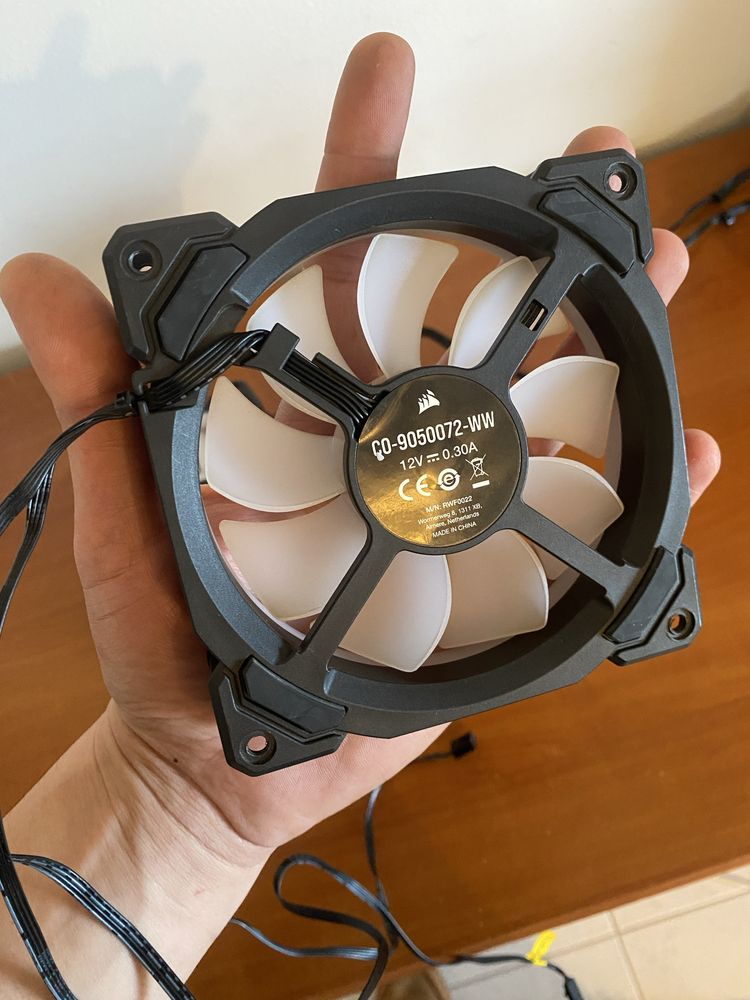 Corsair LL120 RGB PWM/ Pack x3 / iCUE / Ventoinhas PC 120mm