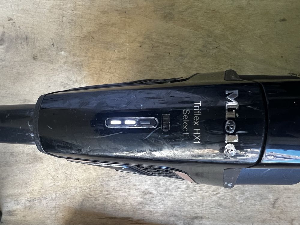 Odkurzacz bezprzewodowy MIELE Triflex HX1