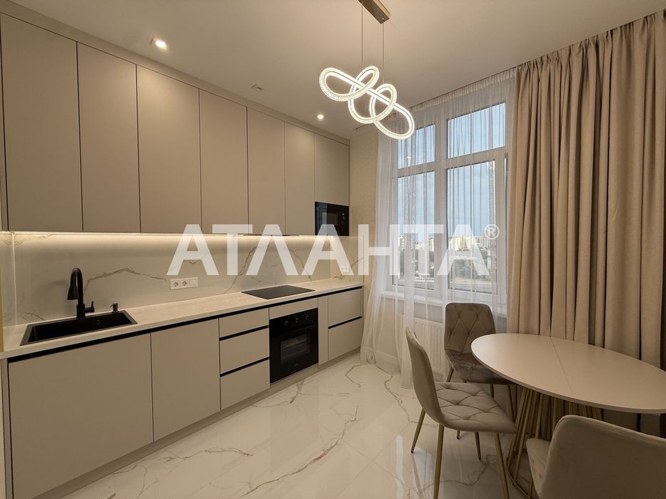 Краснова/61 Жемчужина. 2-х ком. с видом на иподром.