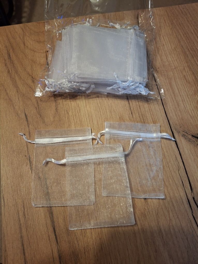 Woreczki białe organza 30 szt. Chrzest/ komunia/wesele