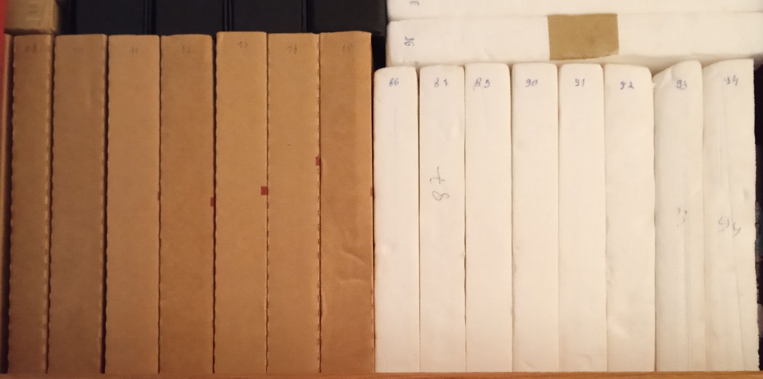 Coleção de livros Portugal em Selos de 1983 a 2016.