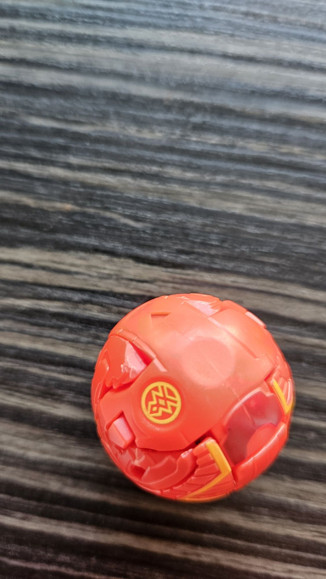 Bakugan Czerwony smok