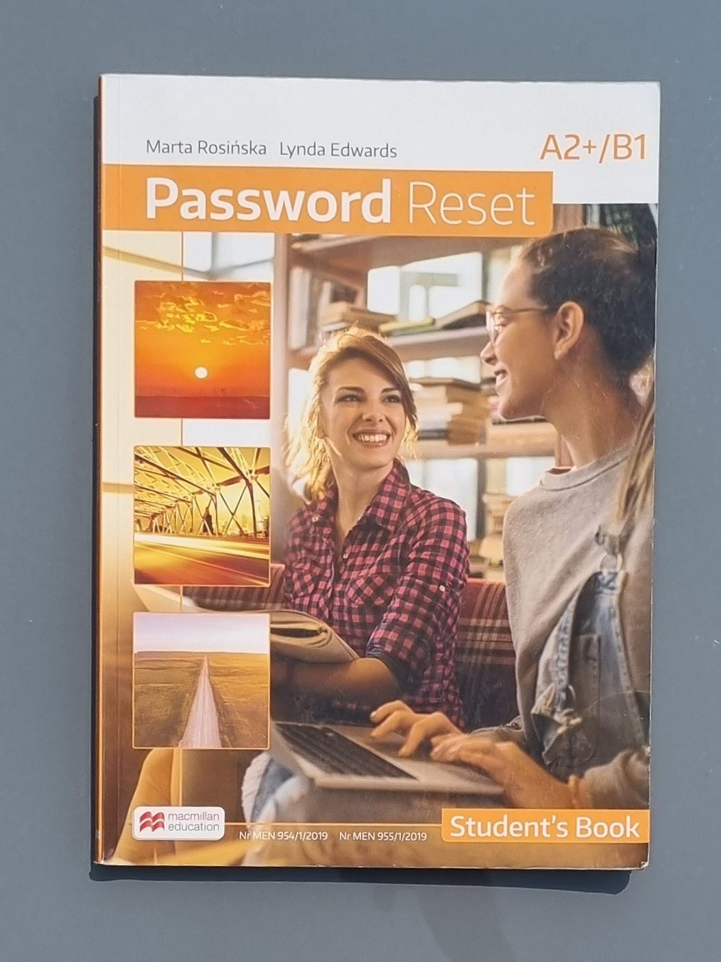 Podręcznik do angielskiego Password Reset A2+/B1