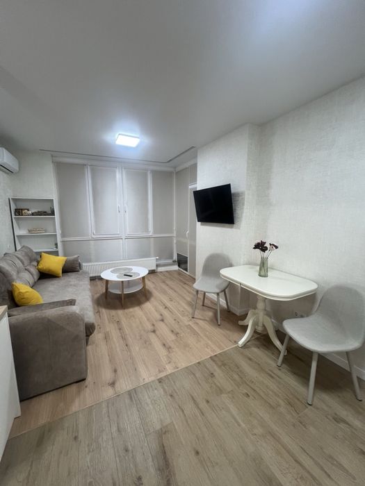 Оренда євро двушки  ЖК Крона парк