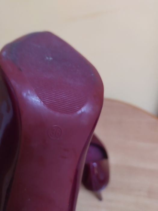 Szpilki czółenka rozmiar 36