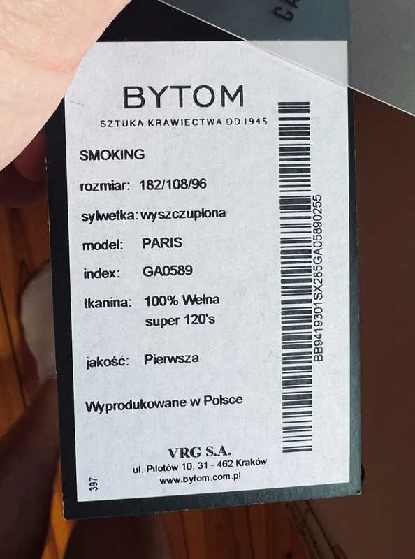 Smoking Bytom 182/108/96