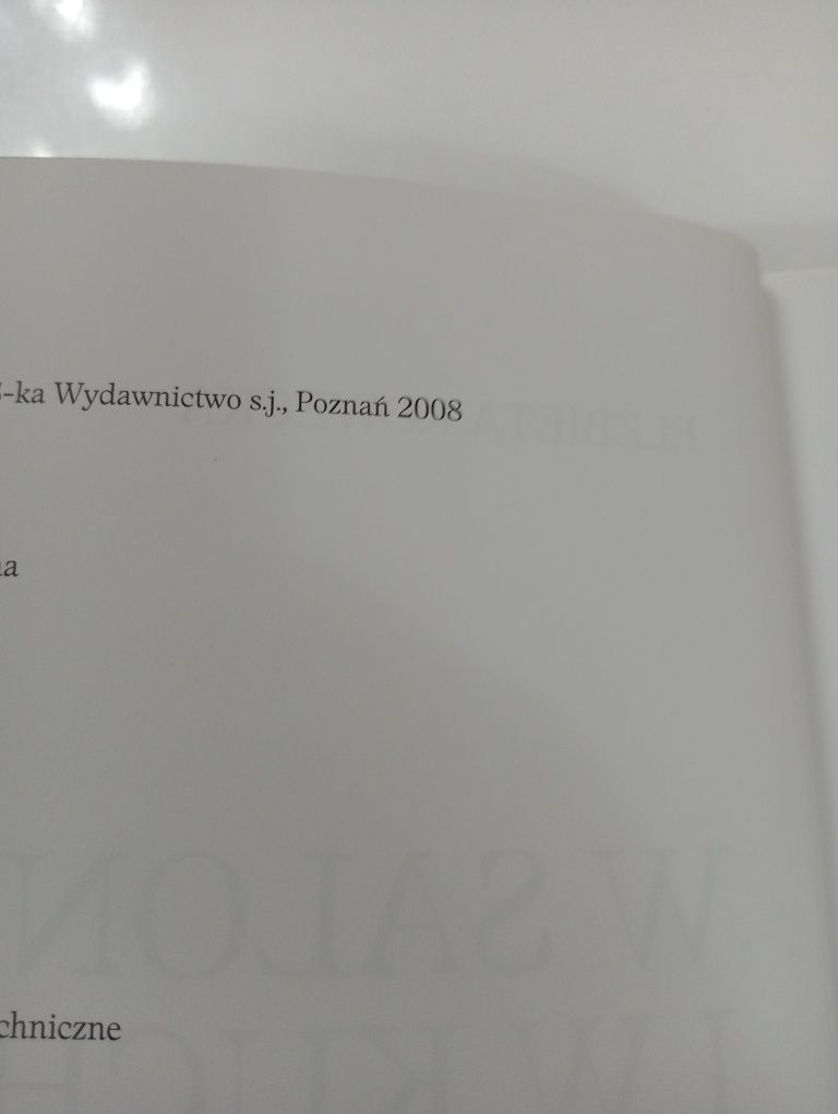 W salonie i w kuchni Elżbieta Kowecka