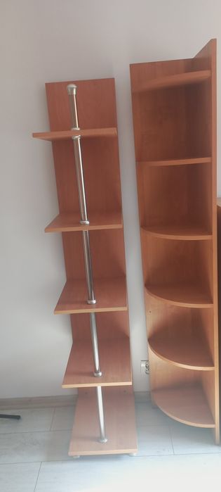 Dwa regały za 80 zł lub oddzielnie po 40 zl