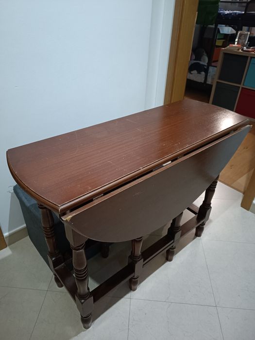 Mesa redonda Holandesa